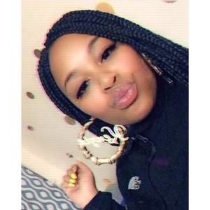 Meet your Posher, Mackenzie